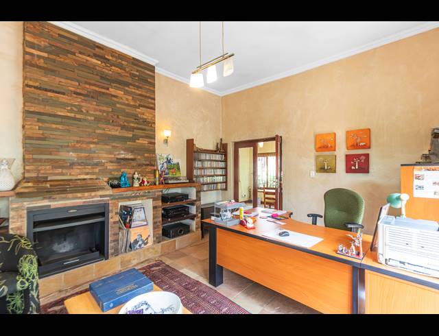 4 BEDROOM HOUSE FOR SALE IN NORTH RIDING AH